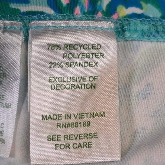 Lilly Pulitzer Luxletic L Coral of the Story Cropped Leggings Surf Blue Pockets - Picture 7 of 11